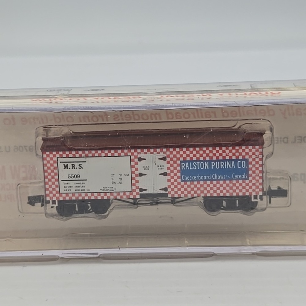NOS Roundhouse RALSTON PURINA CO. 5507 N Scale 36' Reefer Car - 8943‎
